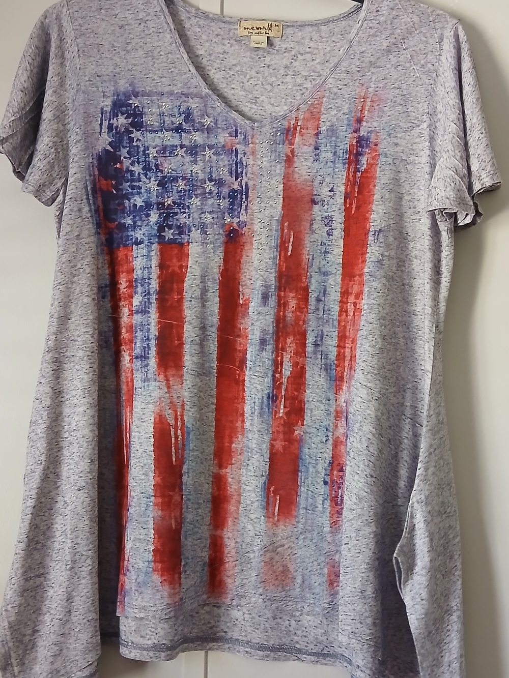 ONE WORLD Heathered Light Gray and Purple Knit Tee